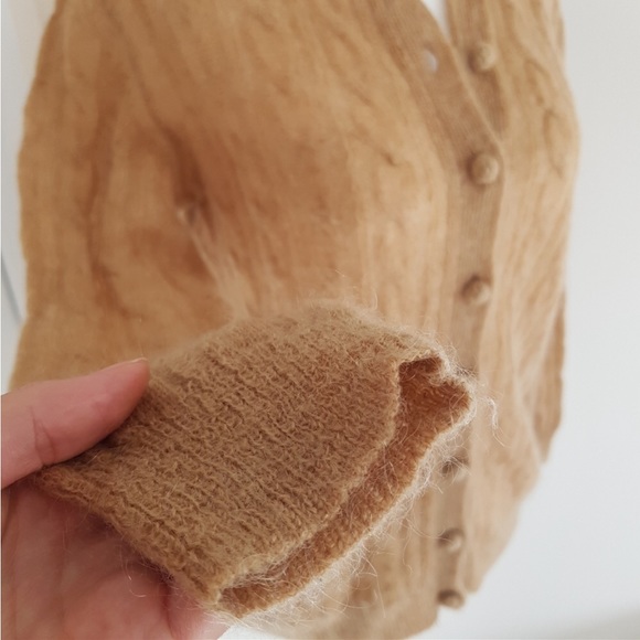 Vintage Tan Knit Cardigan - Picture 4 of 4